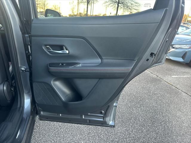 new 2025 Nissan Kicks car, priced at $28,461