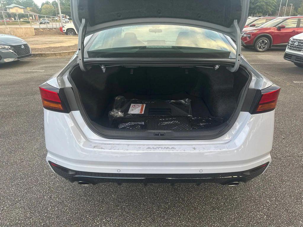 new 2025 Nissan Altima car, priced at $32,918
