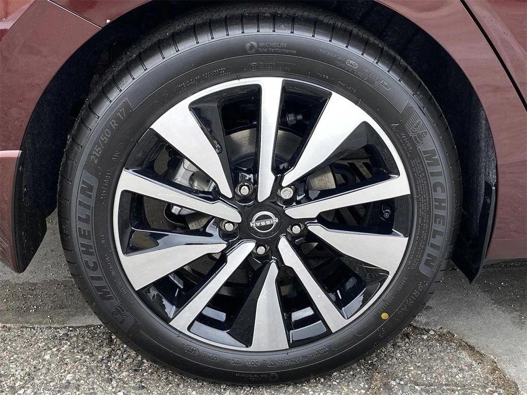 new 2025 Nissan Sentra car, priced at $24,252