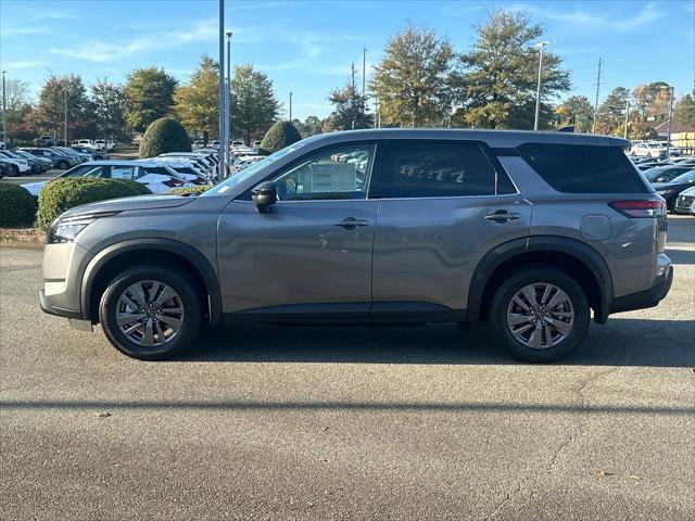 new 2025 Nissan Pathfinder car, priced at $34,451