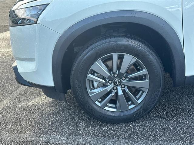 used 2023 Nissan Pathfinder car, priced at $28,208