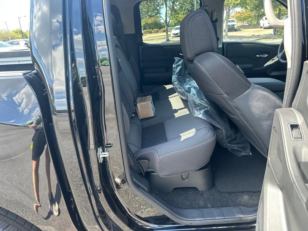 new 2025 Nissan Frontier car, priced at $33,676