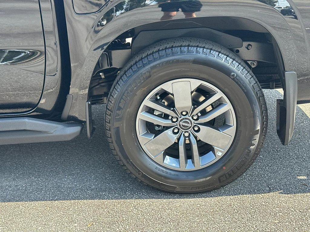 new 2025 Nissan Frontier car, priced at $33,676
