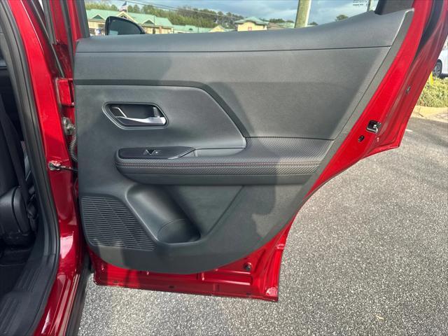 new 2025 Nissan Kicks car, priced at $28,266