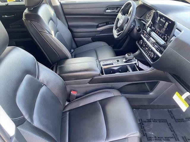 new 2025 Nissan Pathfinder car, priced at $42,027