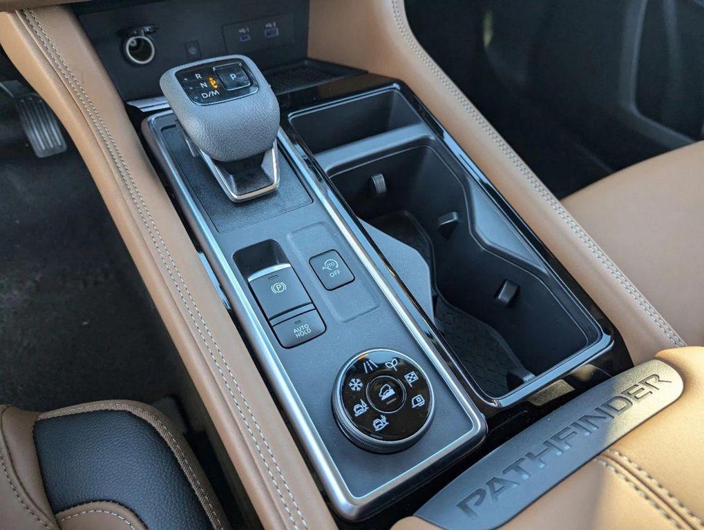 new 2025 Nissan Pathfinder car, priced at $46,010