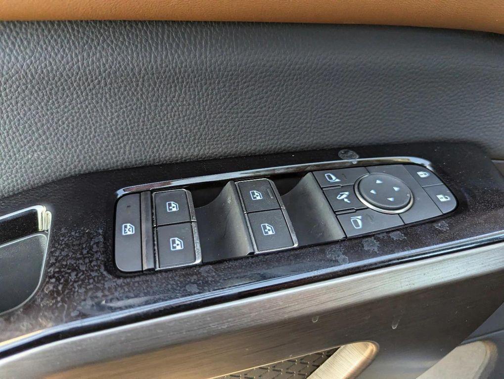 new 2025 Nissan Pathfinder car, priced at $46,010