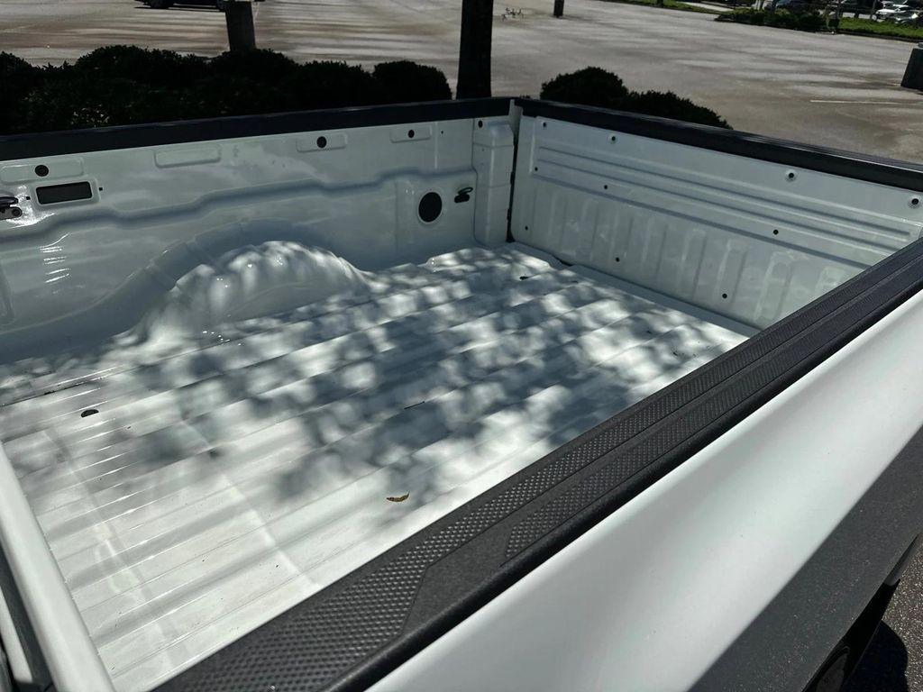 new 2025 Nissan Frontier car, priced at $29,962