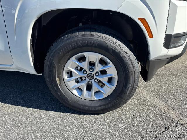 new 2025 Nissan Frontier car, priced at $33,458