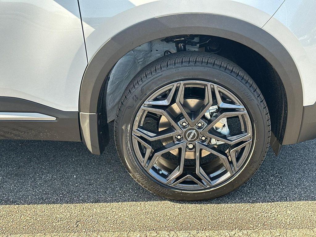 new 2026 Nissan Kicks car, priced at $28,492