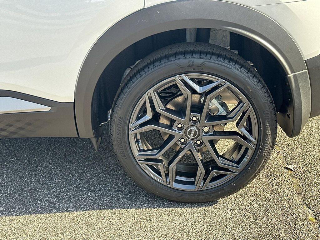 new 2026 Nissan Kicks car, priced at $28,492