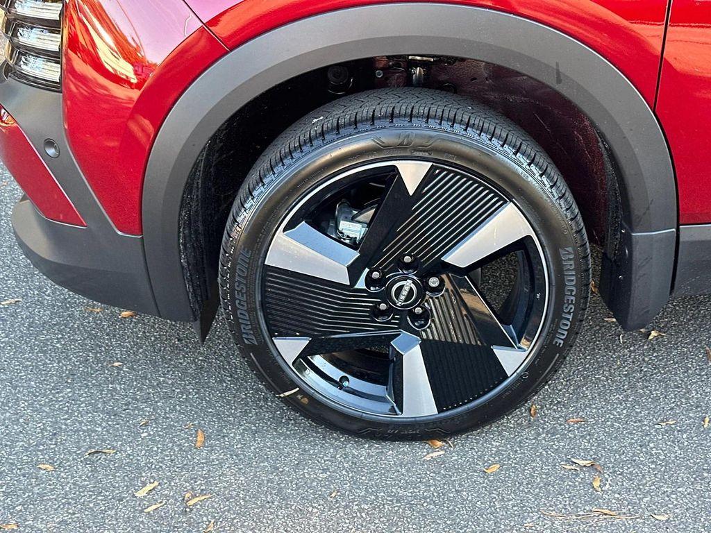 new 2026 Nissan Kicks car, priced at $29,086