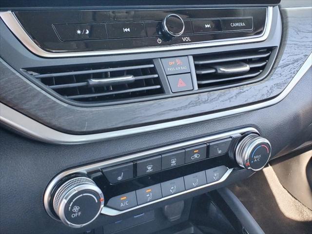 new 2025 Nissan Altima car, priced at $29,930