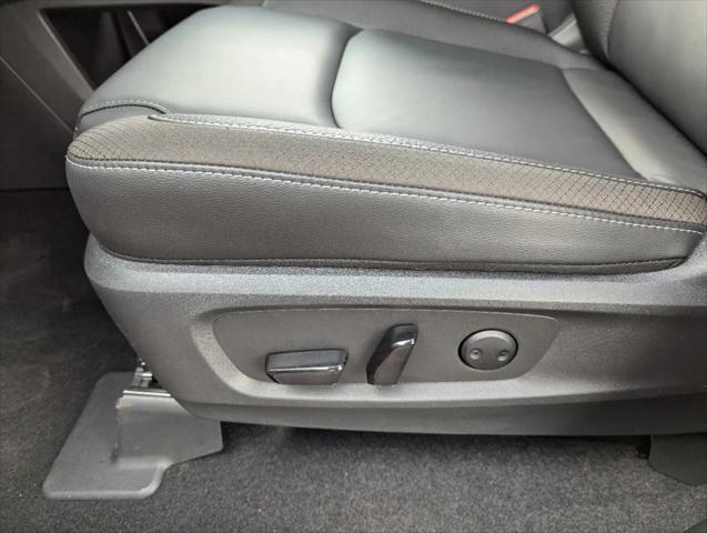 new 2025 Nissan Pathfinder car, priced at $46,487