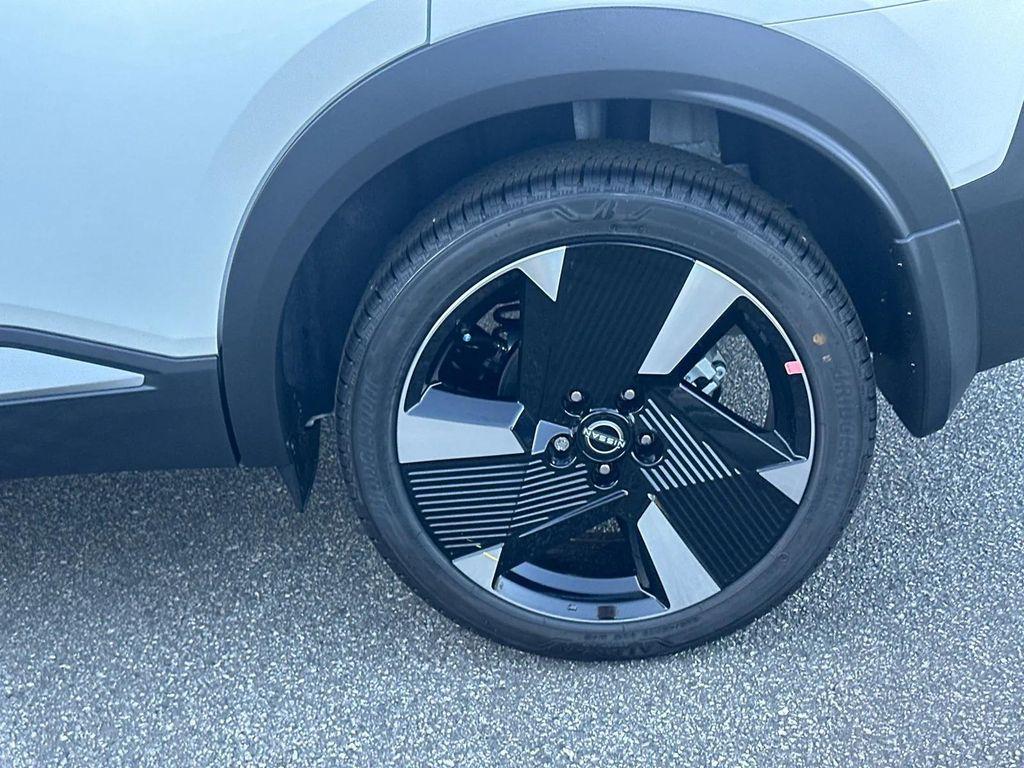 new 2026 Nissan Kicks car, priced at $29,131