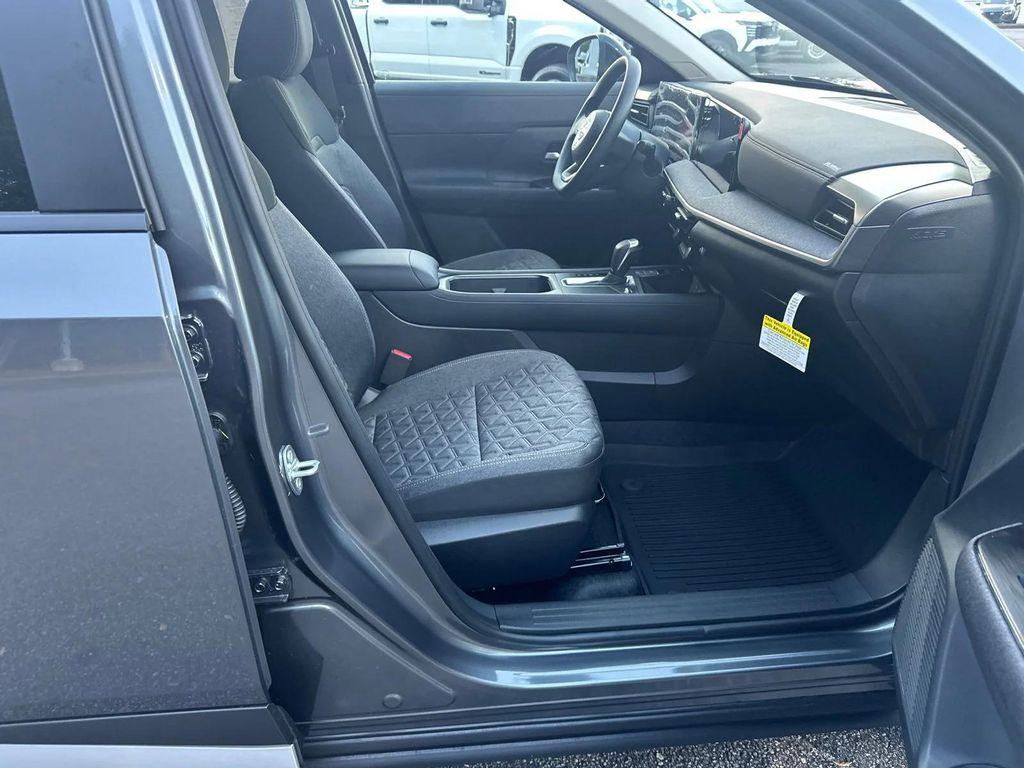 new 2026 Nissan Kicks car, priced at $25,109