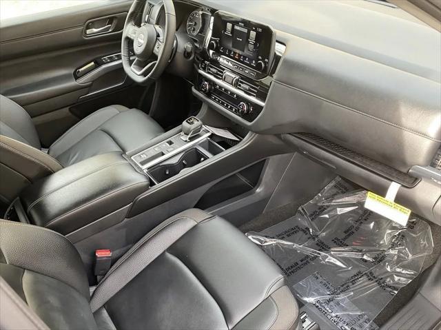 new 2025 Nissan Pathfinder car, priced at $44,720