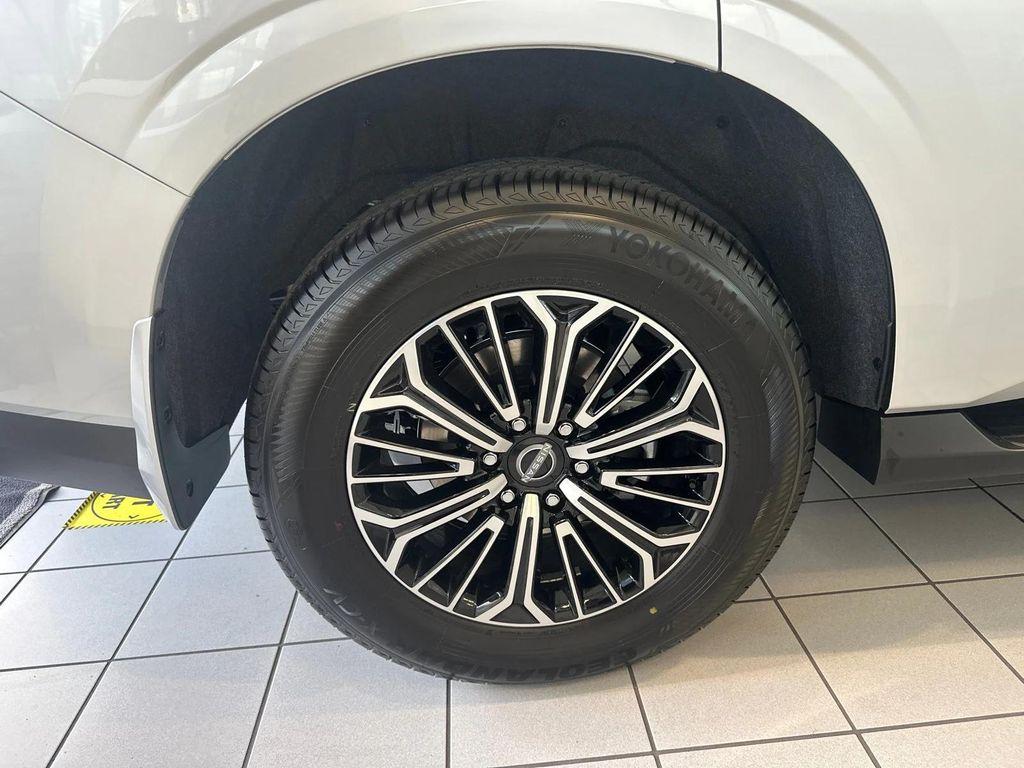 new 2025 Nissan Armada car, priced at $67,144