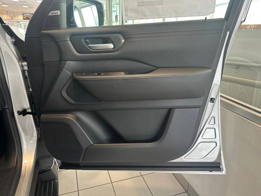 new 2025 Nissan Armada car, priced at $67,144