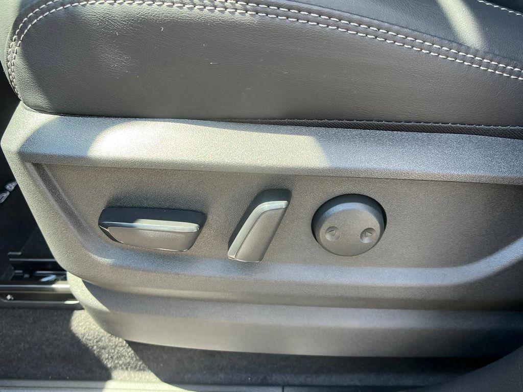 new 2025 Nissan Armada car, priced at $67,942