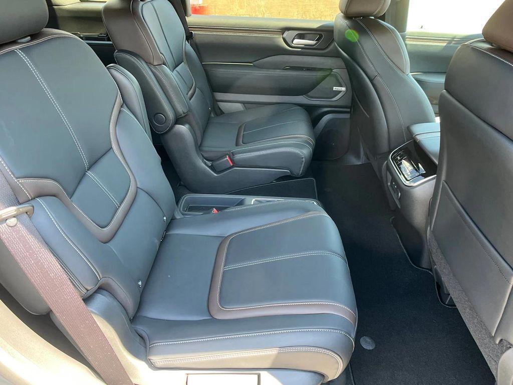 new 2025 Nissan Armada car, priced at $67,942