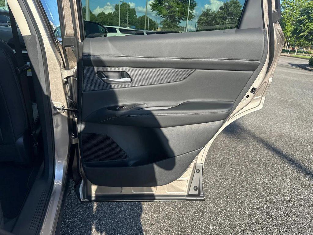 new 2025 Nissan Murano car, priced at $40,573