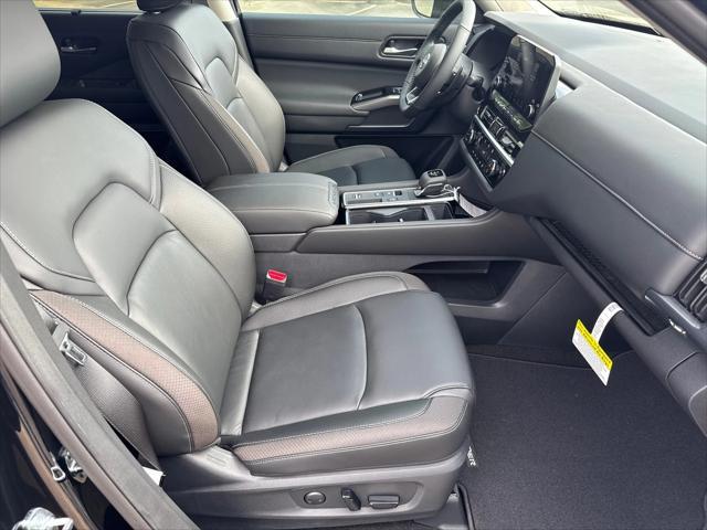 new 2025 Nissan Pathfinder car, priced at $43,339