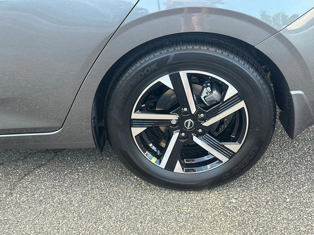 new 2025 Nissan Sentra car, priced at $21,106