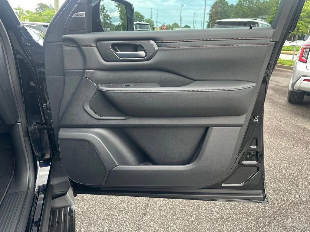 new 2025 Nissan Armada car, priced at $71,131