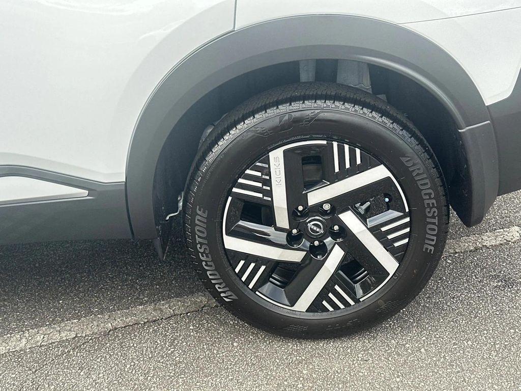 new 2026 Nissan Kicks car, priced at $26,554