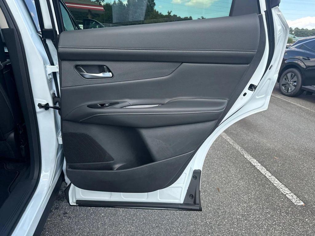 new 2025 Nissan Murano car, priced at $42,010