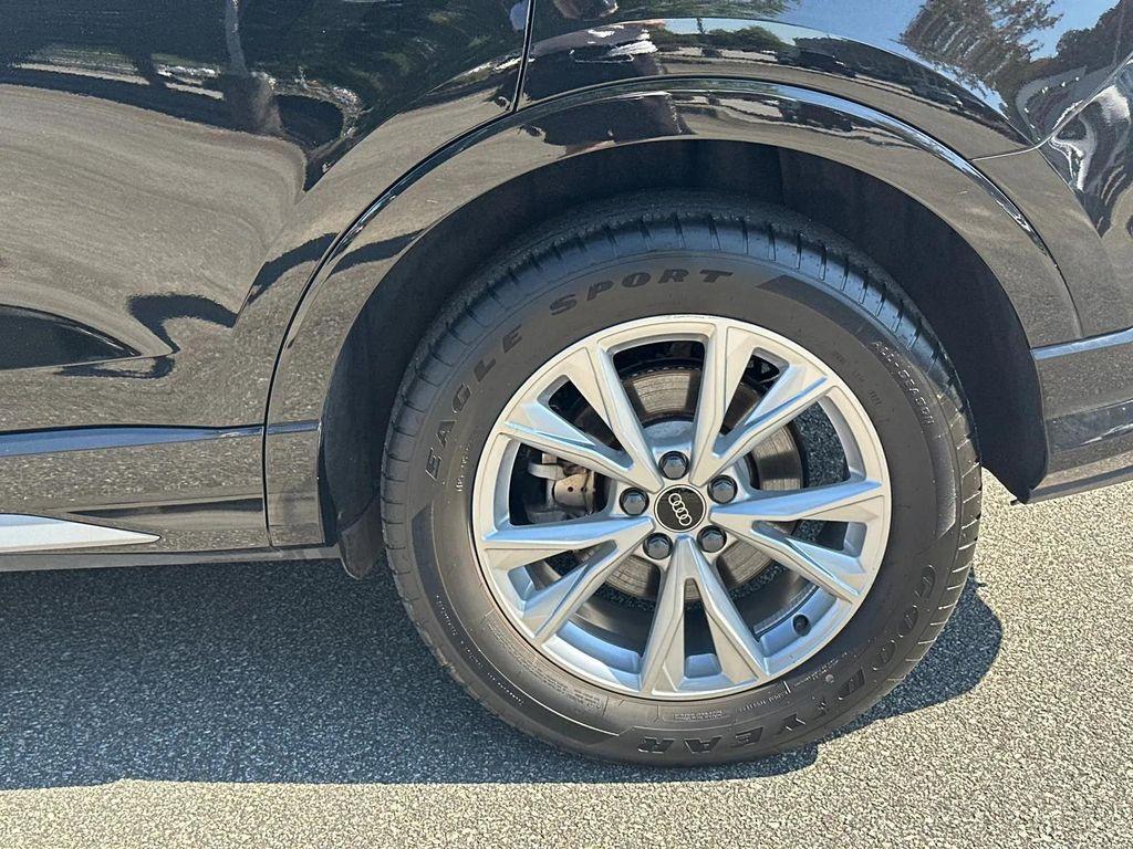 used 2024 Audi Q3 car, priced at $24,689