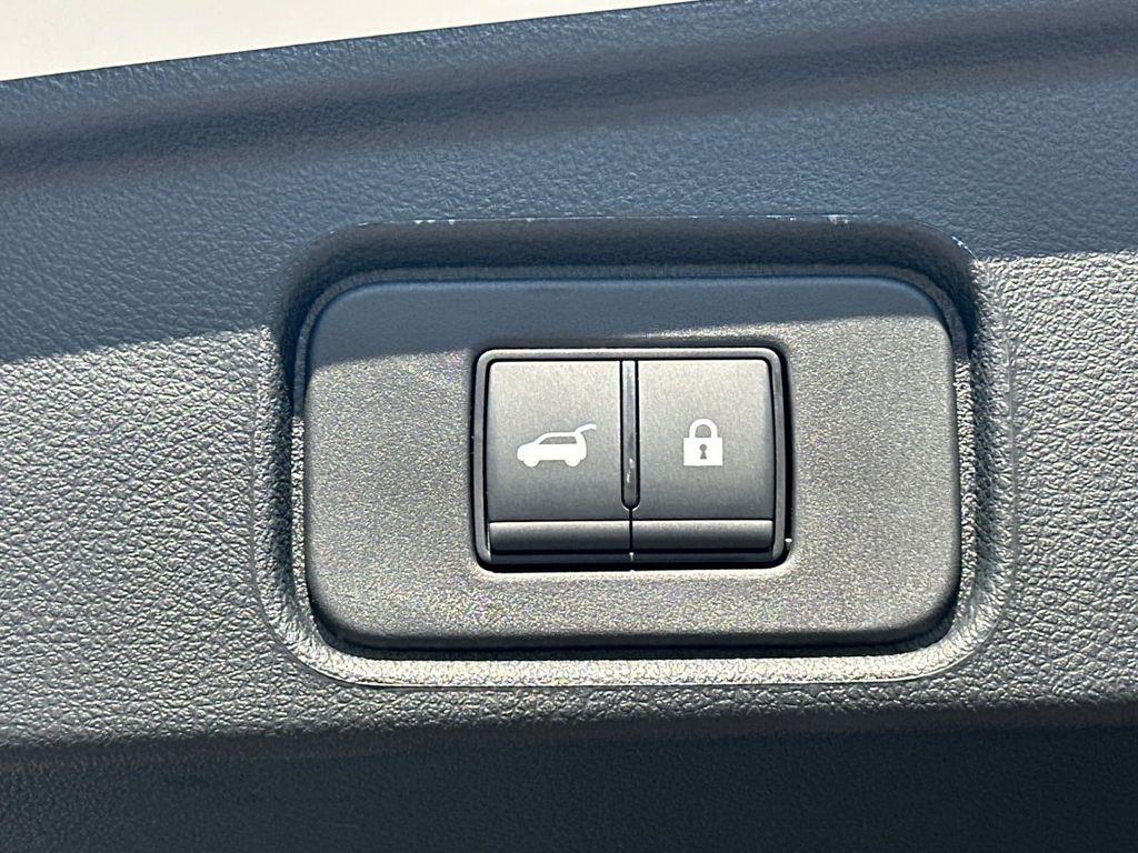 new 2025 Nissan Pathfinder car, priced at $33,675