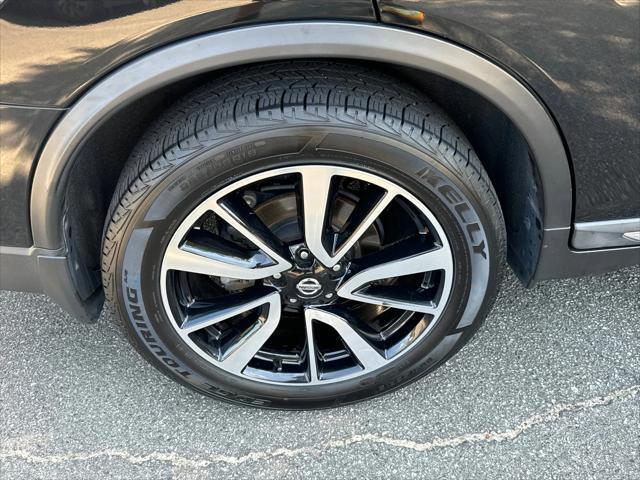 used 2020 Nissan Rogue car, priced at $19,996