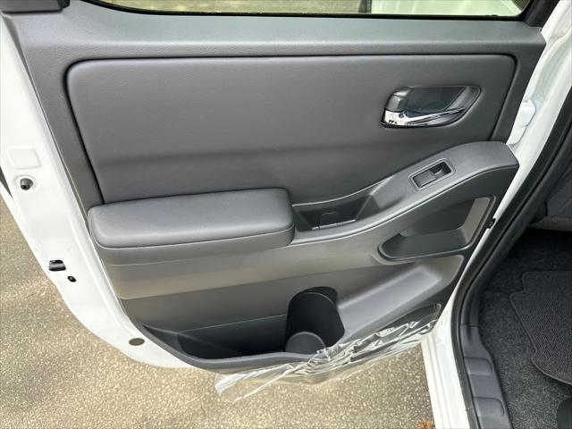 new 2025 Nissan Frontier car, priced at $38,939