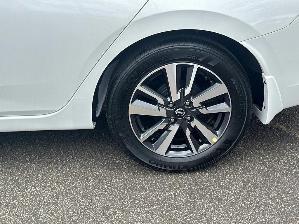 new 2025 Nissan Versa car, priced at $21,192