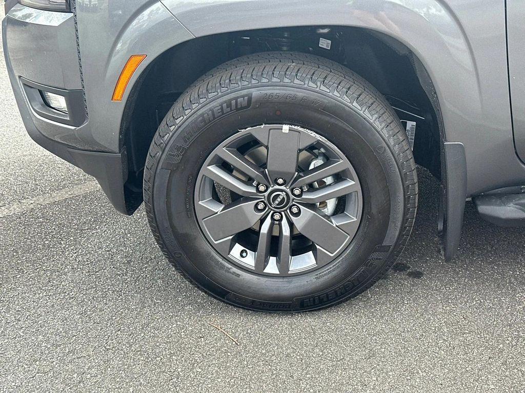 new 2025 Nissan Frontier car, priced at $33,676