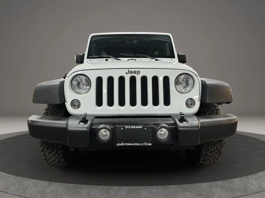 used 2015 Jeep Wrangler Unlimited car, priced at $13,885
