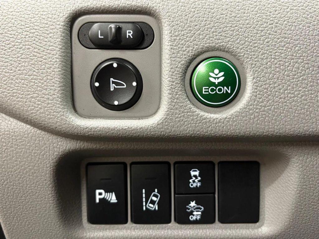 used 2016 Honda Pilot car, priced at $12,875