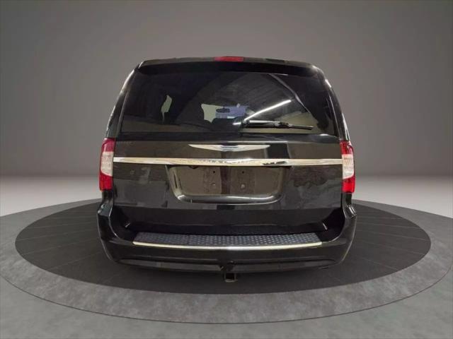 used 2016 Chrysler Town & Country car, priced at $5,885