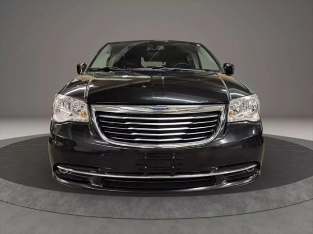 used 2016 Chrysler Town & Country car, priced at $5,885