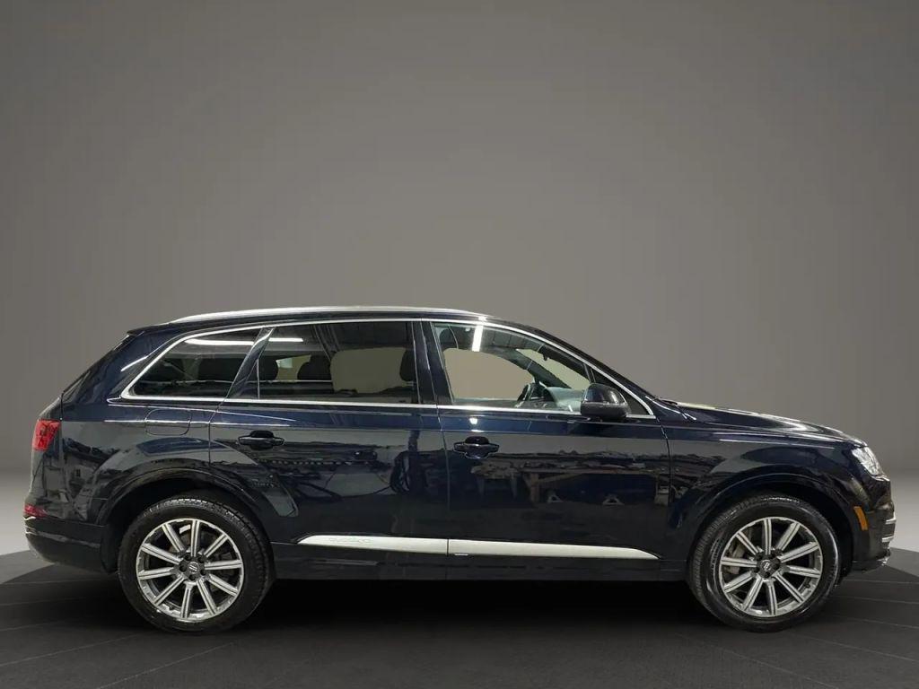 used 2018 Audi Q7 car, priced at $14,985