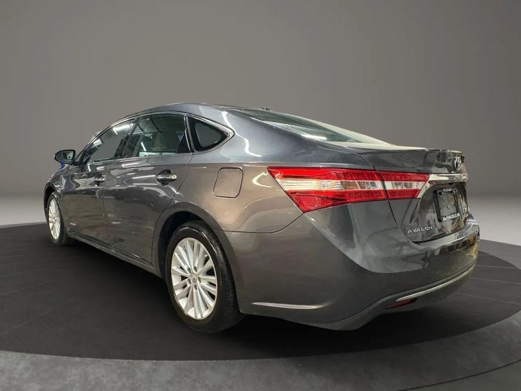 used 2014 Toyota Avalon Hybrid car, priced at $10,885