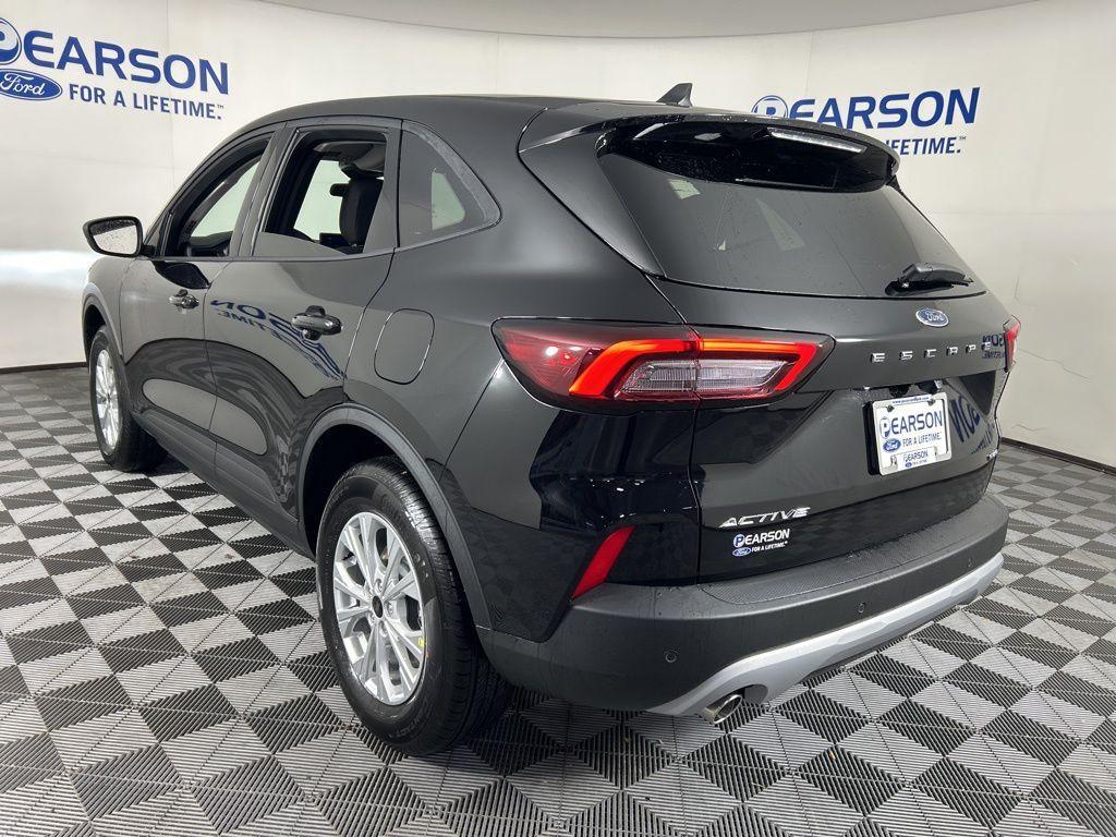 new 2026 Ford Escape car, priced at $33,354