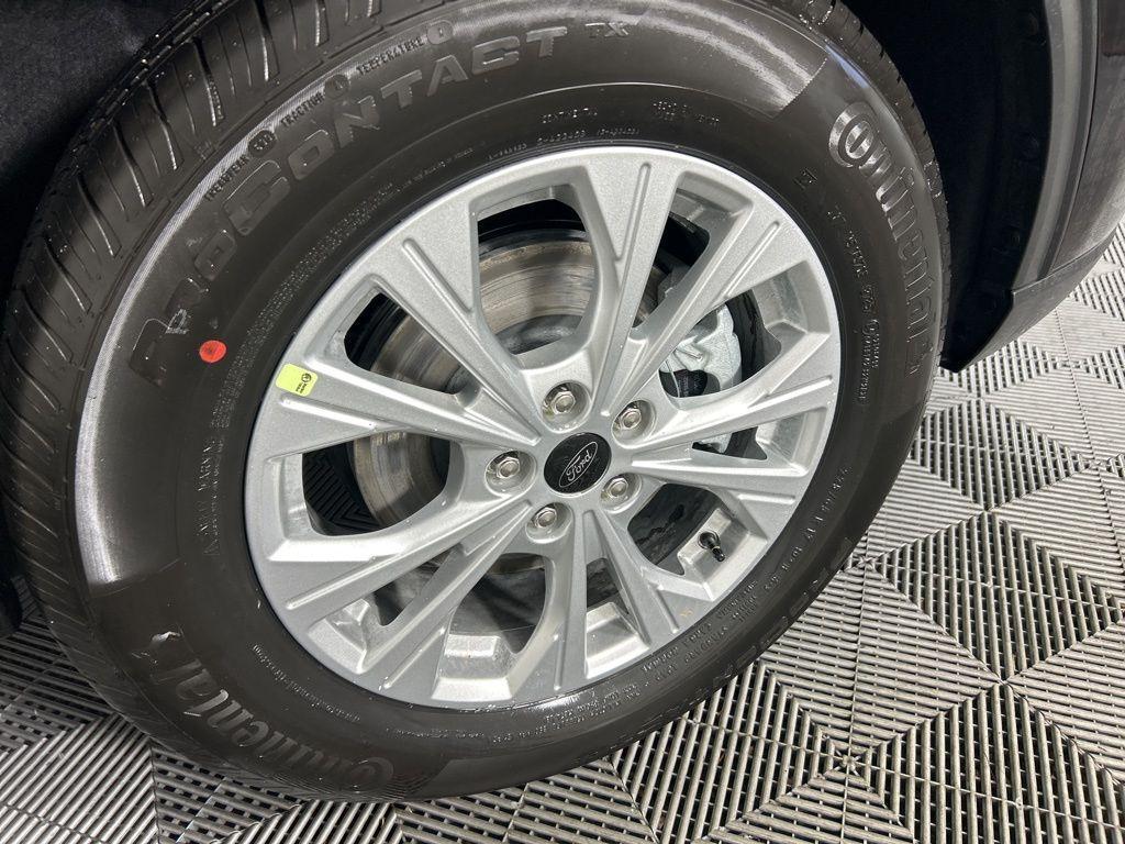 new 2026 Ford Escape car, priced at $33,354