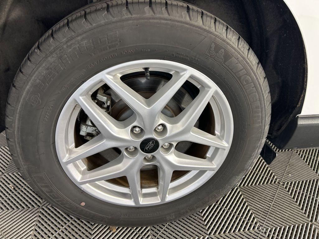 used 2024 Ford Edge car, priced at $24,180