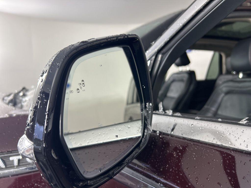 used 2024 Lincoln Aviator car, priced at $56,614