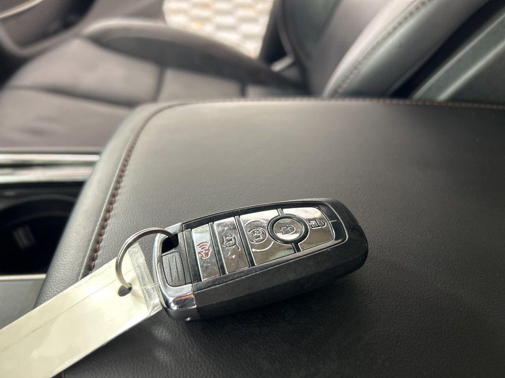 used 2024 Lincoln Aviator car, priced at $56,614