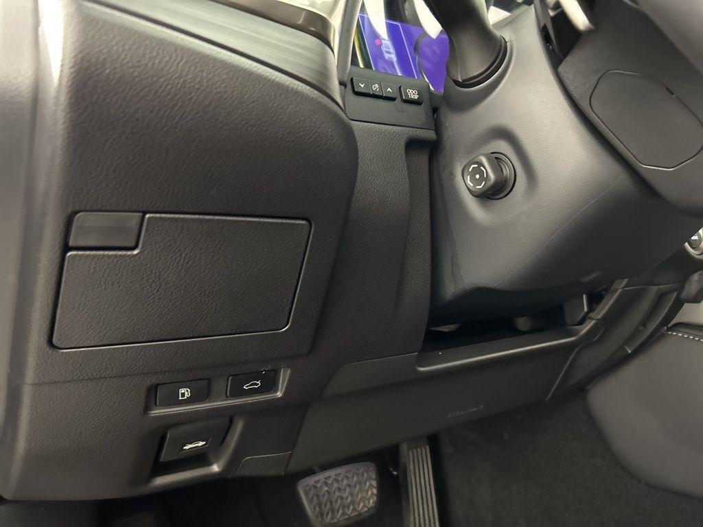 used 2019 Lexus ES 350 car, priced at $30,860