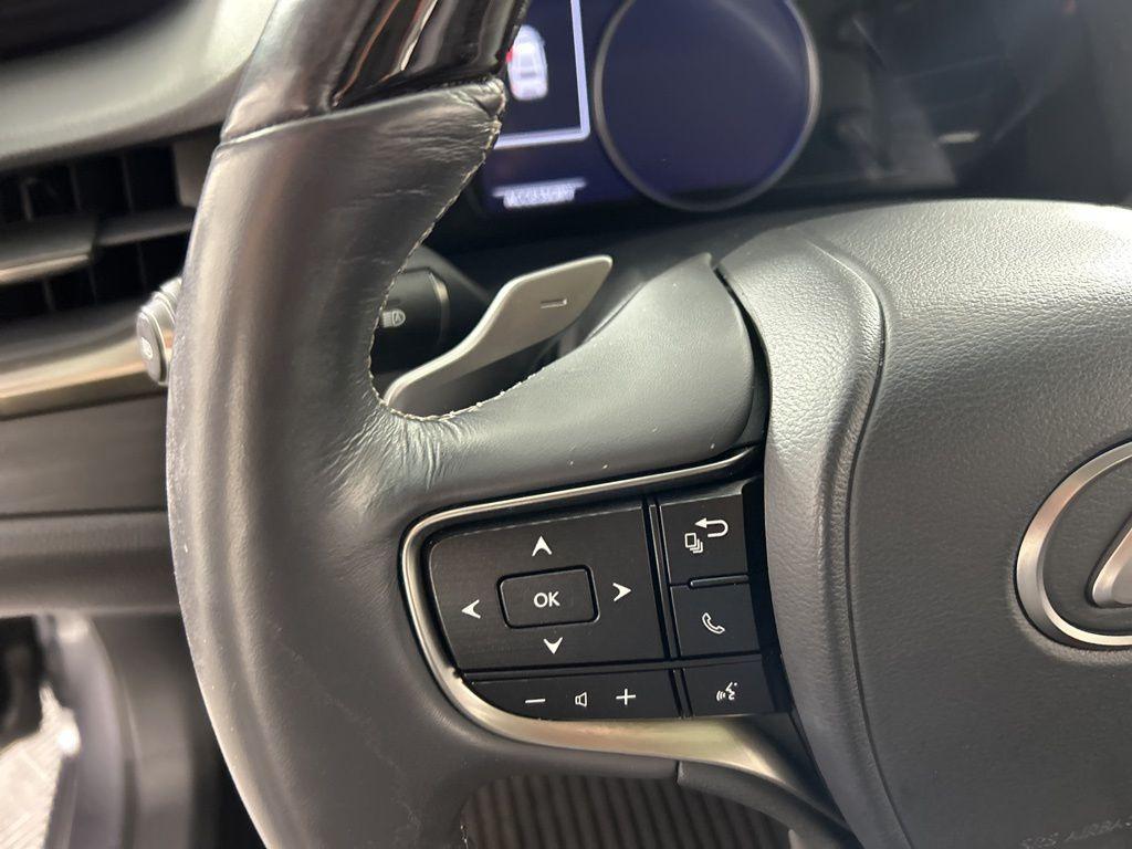 used 2019 Lexus ES 350 car, priced at $30,860